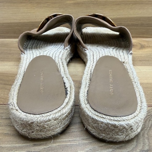 Tory Burch Double T Sandals 7 M Beige Suede Gold Logo Espadrille Slides - Picture 7 of 12